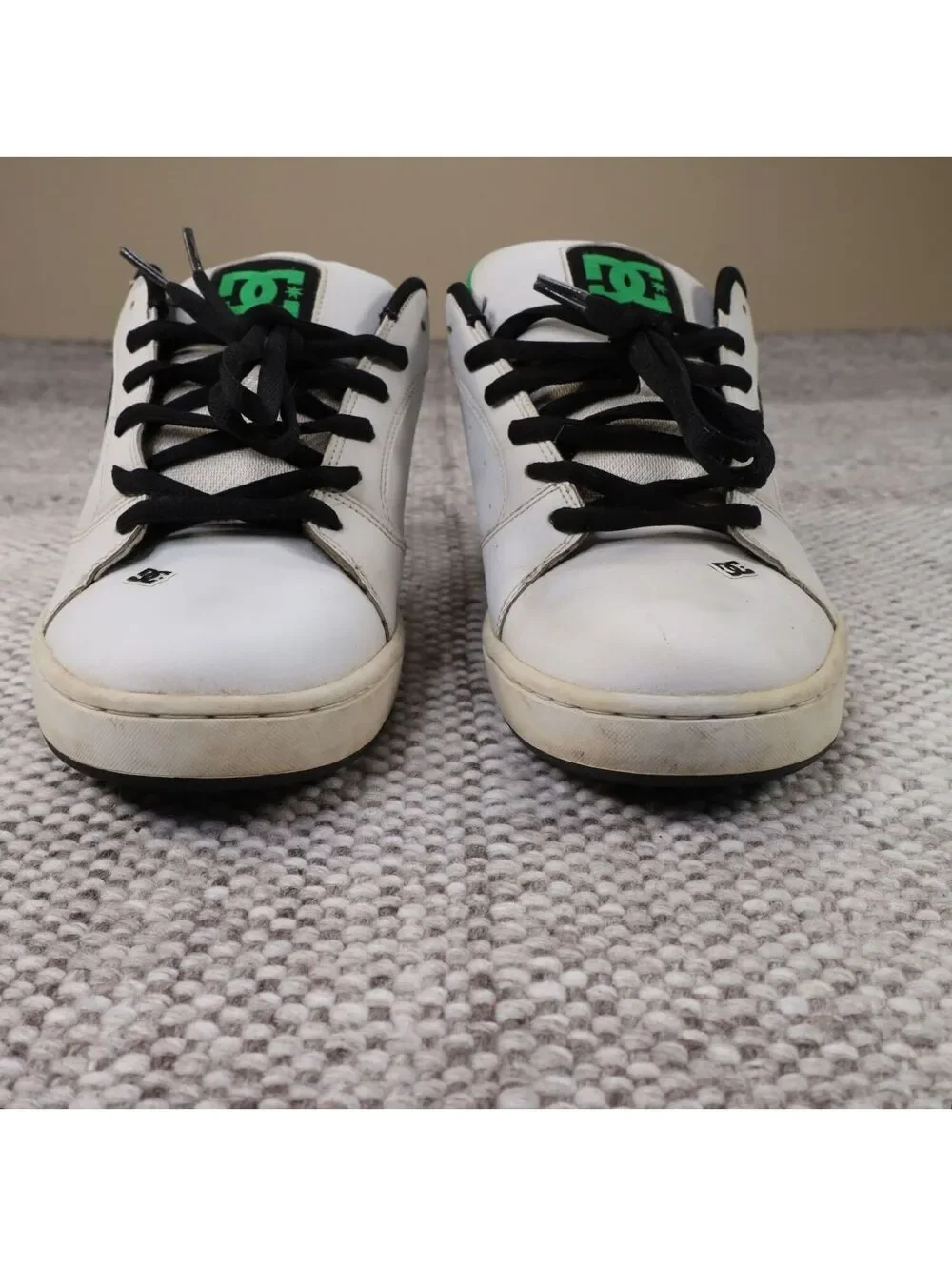 DC Shoes Raif White Black Green Halftone Puffy Skate Sneakers Men's 12 320035